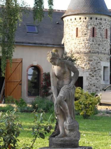 Hotel Manoir Du Rouvre Mettray Exterior foto